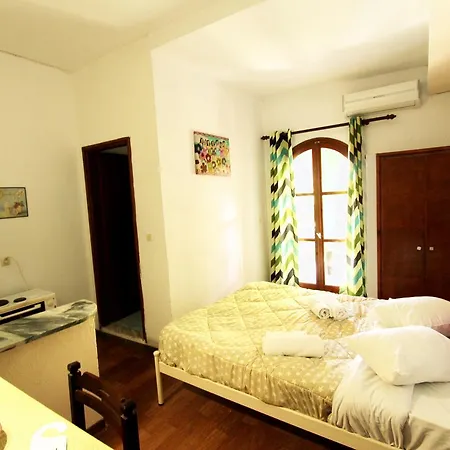 The Banana Lejlighedshotel Mpenitses